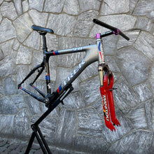 Carica l'immagine nel visualizzatore di Gallery, Trek Elite 9.8