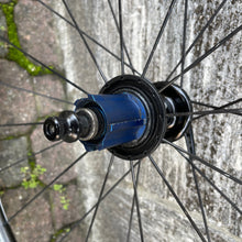 Carica l'immagine nel visualizzatore di Gallery, Zipp 303