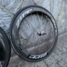 Carica l'immagine nel visualizzatore di Gallery, Zipp 404