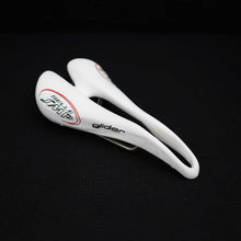Carica l'immagine nel visualizzatore di Gallery, Selle SMP Glider
