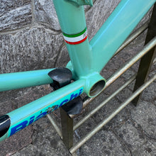 Carica l&#39;immagine nel visualizzatore di Gallery, Bianchi Megatube Titanium
