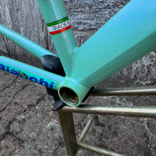 Carica l&#39;immagine nel visualizzatore di Gallery, Bianchi Megatube Titanium

