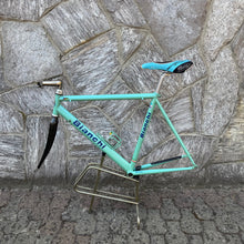 Carica l&#39;immagine nel visualizzatore di Gallery, Bianchi Megatube Titanium
