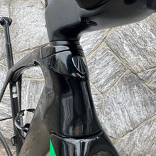 Carica l&#39;immagine nel visualizzatore di Gallery, Trek Madone SLR 7 Disc

