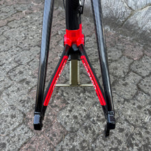Carica l'immagine nel visualizzatore di Gallery, Colnago C60
