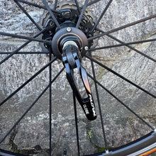 Carica l'immagine nel visualizzatore di Gallery, Fulcrum Racing Zero
