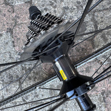 Carica l'immagine nel visualizzatore di Gallery, Mavic Cosmic Carbone SL

