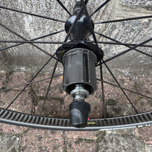 Carica l'immagine nel visualizzatore di Gallery, Mavic Cosmic Carbone SL
