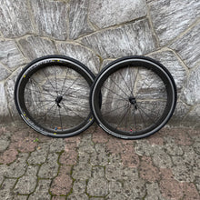 Carica l'immagine nel visualizzatore di Gallery, Mavic Cosmic Carbone SL
