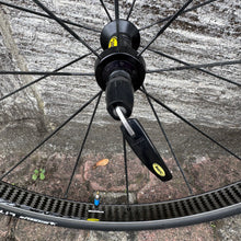 Carica l'immagine nel visualizzatore di Gallery, Mavic Cosmic Carbone SL
