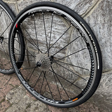 Carica l&#39;immagine nel visualizzatore di Gallery, Fulcrum Racing Zero

