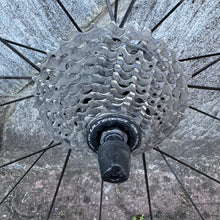 Carica l'immagine nel visualizzatore di Gallery, Mavic Cosmic Carbon Pro Exalith
