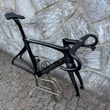 Carica l'immagine nel visualizzatore di Gallery, Pinarello Dogma F10
