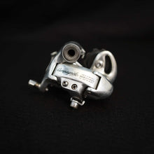 Carica l'immagine nel visualizzatore di Gallery, Campagnolo Record Titanium 9s
