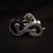 Carica l'immagine nel visualizzatore di Gallery, Campagnolo Record Titanium 9s
