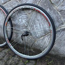 Carica l'immagine nel visualizzatore di Gallery, Campagnolo Shamal Ultra
