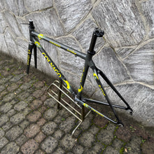 Carica l'immagine nel visualizzatore di Gallery, Colnago C40 B-Stay
