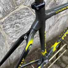 Carica l'immagine nel visualizzatore di Gallery, Colnago C40 B-Stay
