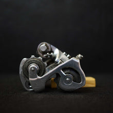Carica l'immagine nel visualizzatore di Gallery, Shimano Dura Ace 7400
