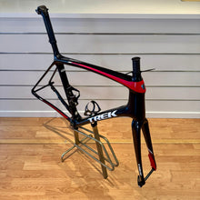 Carica l'immagine nel visualizzatore di Gallery, Trek Emonda SLR
