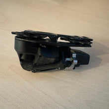 Carica l'immagine nel visualizzatore di Gallery, Sram Red AXS 12s
