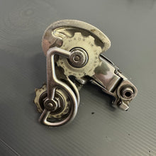 Carica l'immagine nel visualizzatore di Gallery, Campagnolo C Record 1st generation
