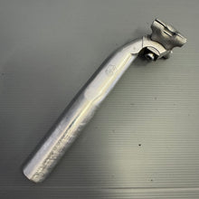 Carica l'immagine nel visualizzatore di Gallery, Campagnolo C Record 1st generation
