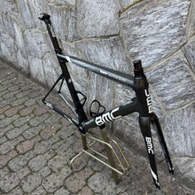Carica l'immagine nel visualizzatore di Gallery, Bmc Team Machine SLR01
