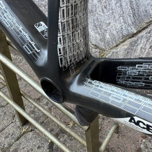 Carica l'immagine nel visualizzatore di Gallery, Bmc Team Machine SLR01
