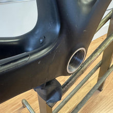 Carica l'immagine nel visualizzatore di Gallery, Pinarello Dogma  F8 X-Light
