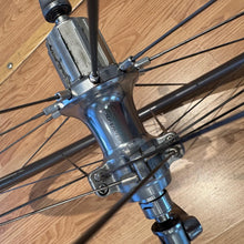 Carica l'immagine nel visualizzatore di Gallery, Shimano Dura Ace WH-7800
