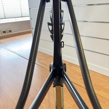Carica l'immagine nel visualizzatore di Gallery, Colnago Concept
