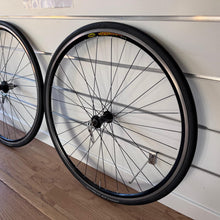 Carica l'immagine nel visualizzatore di Gallery, Mavic Sup CXP 33 PMP Hubs
