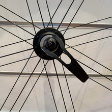 Carica l'immagine nel visualizzatore di Gallery, Campagnolo Scirocco G3
