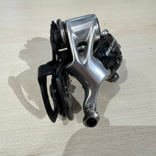 Carica l'immagine nel visualizzatore di Gallery, Campagnolo Record Titanium 10s
