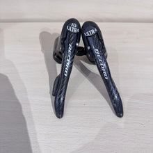 Carica l'immagine nel visualizzatore di Gallery, Campagnolo Record Titanium 10s
