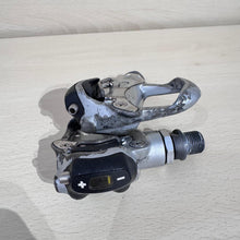 Carica l'immagine nel visualizzatore di Gallery, Campagnolo Record Titanium 10s
