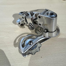 Carica l'immagine nel visualizzatore di Gallery, Campagnolo C Record 2nd generation
