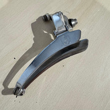 Carica l'immagine nel visualizzatore di Gallery, Campagnolo C Record 2nd generation
