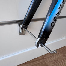 Carica l'immagine nel visualizzatore di Gallery, Colnago Extreme Power
