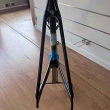 Carica l'immagine nel visualizzatore di Gallery, Colnago Extreme Power
