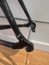 Carica l'immagine nel visualizzatore di Gallery, Colnago C50 HP

