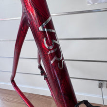 Carica l'immagine nel visualizzatore di Gallery, Colnago V3Rs Frozen
