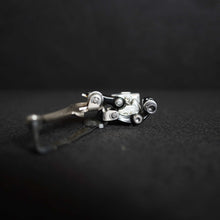 Carica l'immagine nel visualizzatore di Gallery, Campagnolo Record Titanium 10s

