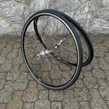 Carica l&#39;immagine nel visualizzatore di Gallery, Ambrosio Excellence - Campagnolo Record hubs
