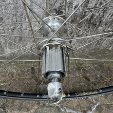 Carica l&#39;immagine nel visualizzatore di Gallery, Ambrosio Excellence - Campagnolo Record hubs
