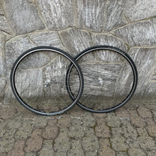 Carica l&#39;immagine nel visualizzatore di Gallery, Ambrosio Excellence - Campagnolo Record hubs

