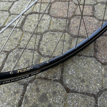Carica l&#39;immagine nel visualizzatore di Gallery, Ambrosio Excellence - Campagnolo Record hubs
