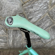 Carica l&#39;immagine nel visualizzatore di Gallery, Bianchi Chromo Lite Reparto Corse
