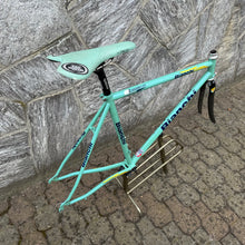 Carica l&#39;immagine nel visualizzatore di Gallery, Bianchi Chromo Lite Reparto Corse
